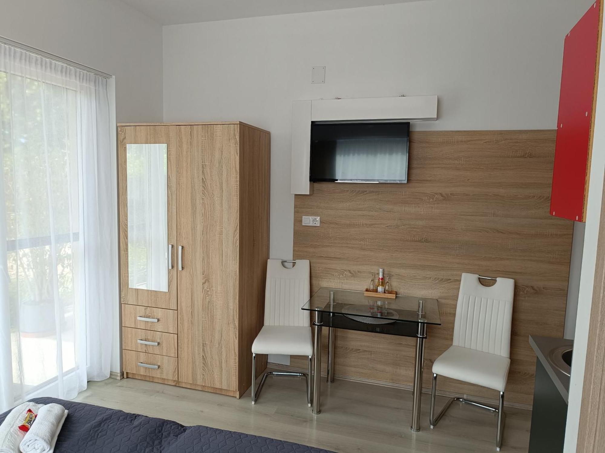 Ujhely Apartmanhaz Siofok Exterior photo
